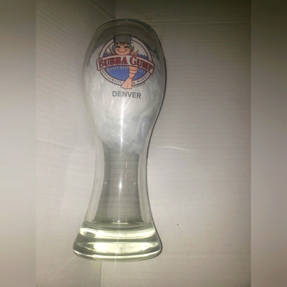 Bubba Gump Shrimp Tall Pilsner Style Beer Glass Tapered Bar Glass DENVER 9"